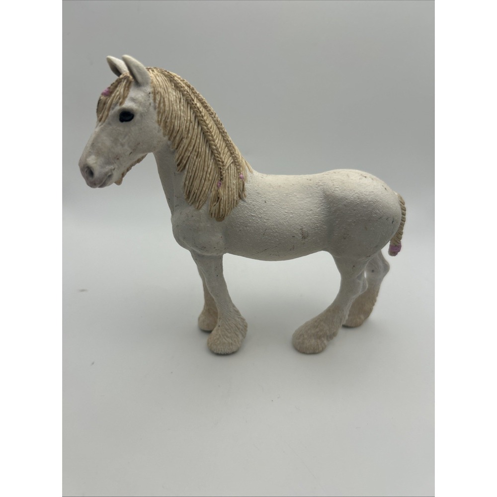 Schleich Horse Figurine White Mare Female braid mane Am Lines 69 D-73527‎ Gmund